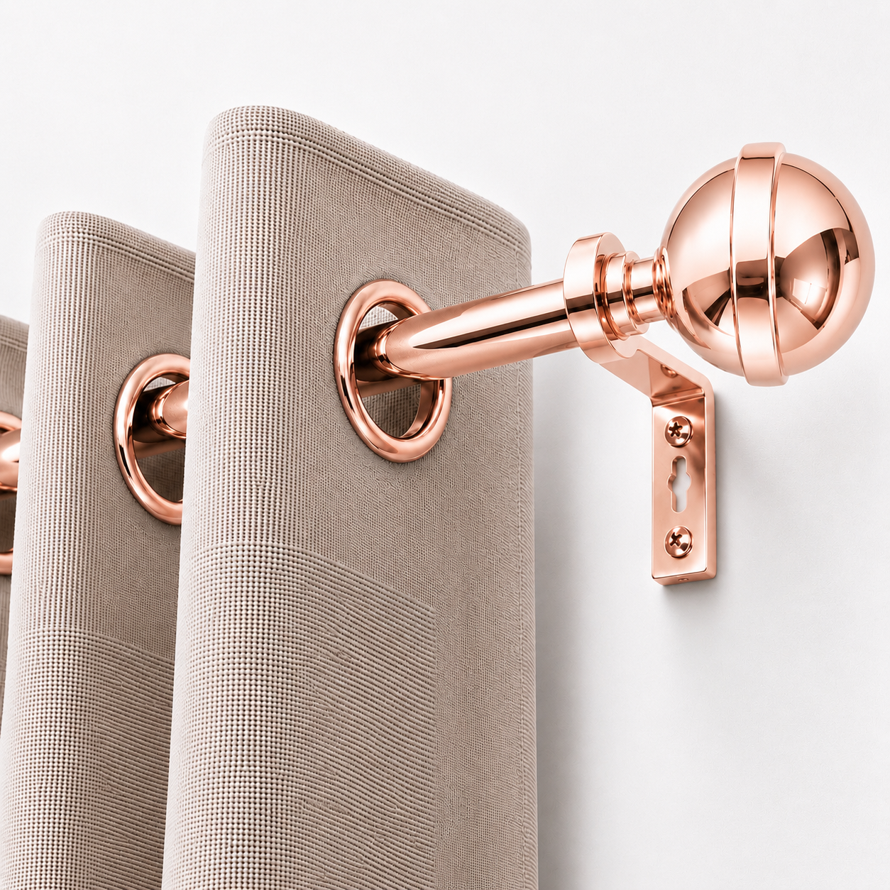 Embout GLOBE DN25 Or Rosé Brillant Sphérique Mise en Situation Tringle Rideaux – SQES Tunisie