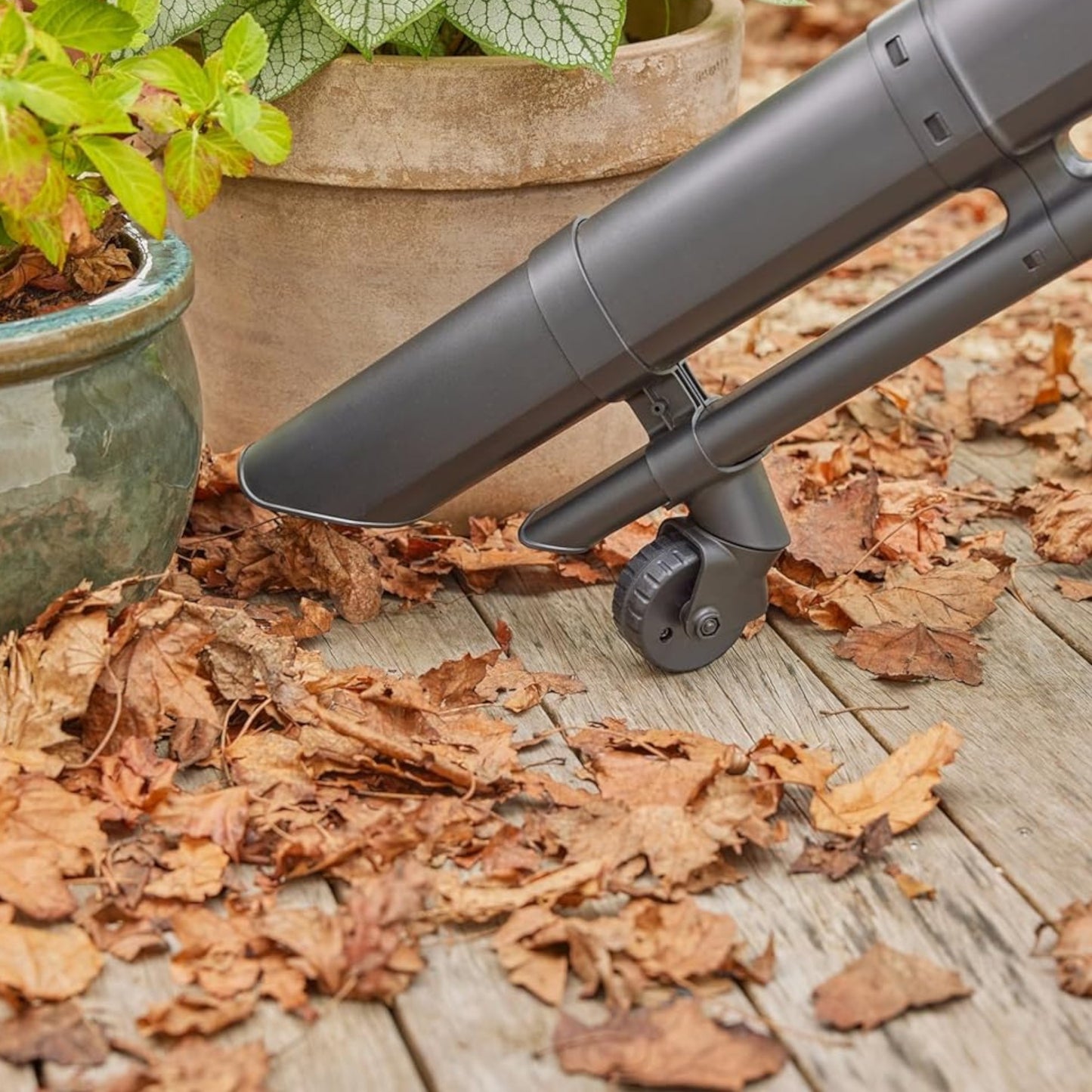 Aspirateur Souffleur Broyeur 3-EN-1 PowerJet Collect 18V P4A SOLO GARDENA — Réf. 14895-55