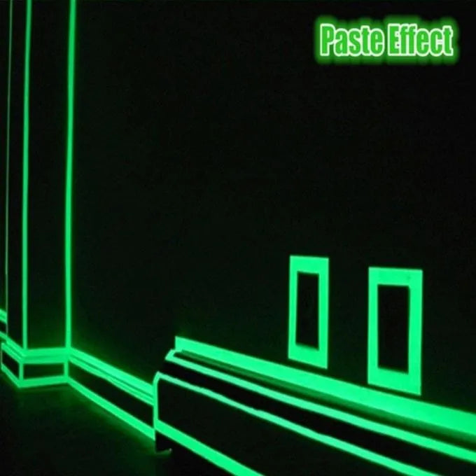 BOSS TAPE Ruban adhésif phosphorescent fluorescent lumineux 15mmx5m - SQES