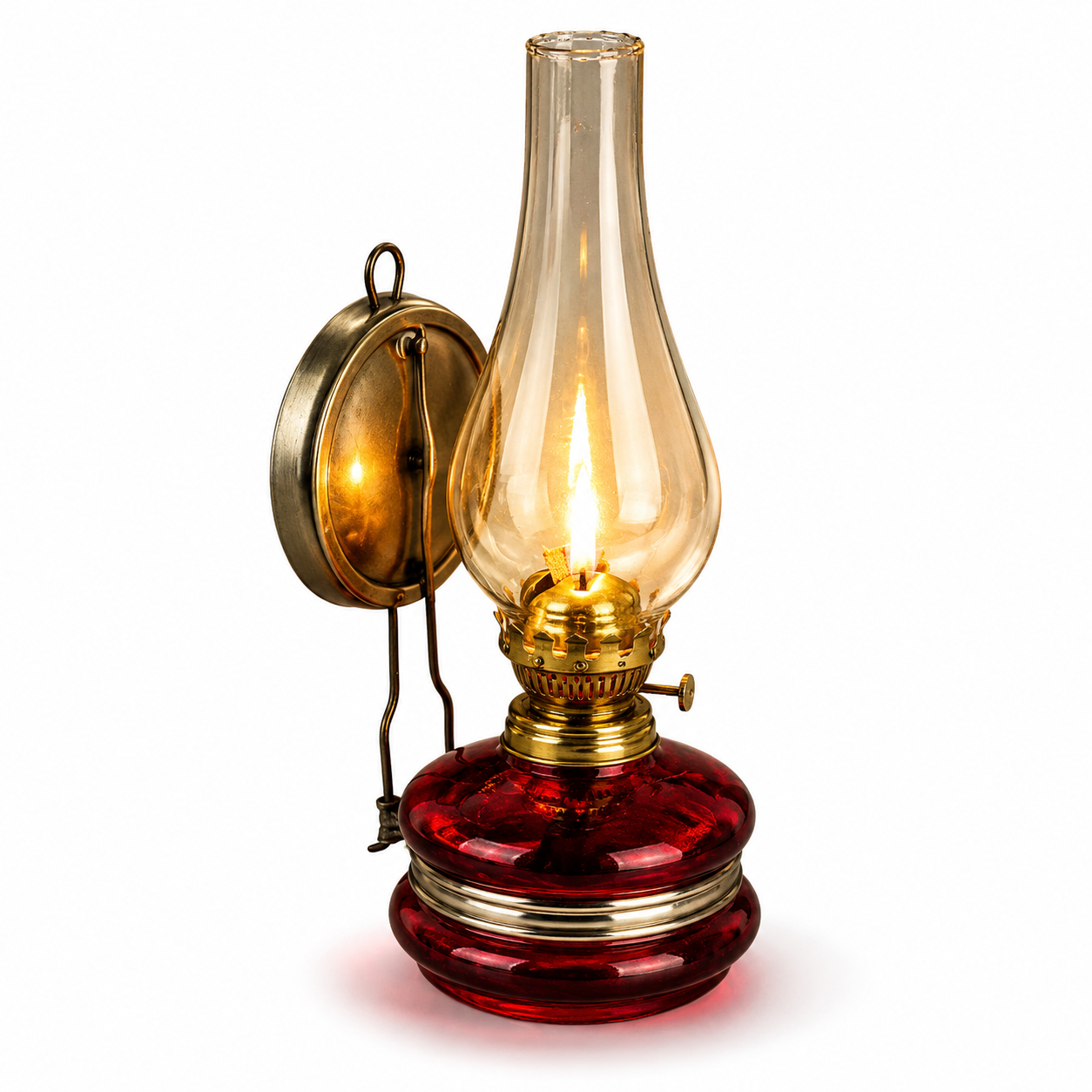 Lampe à huile murale RetroTime verre rouge allumée, brûleur doré, cheminée verre transparent, support métallique, fond blanc – SQES Ariana Menzah 8 Tunisie