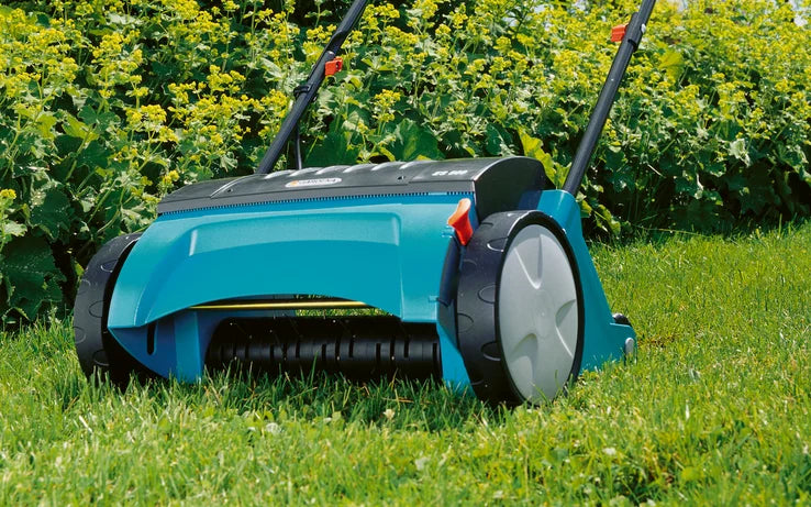 SCARIFICATEUR - Aérateur de pelouse  EVC 1000 - 1000W - Largeur 30cm - Capacité 600m²
