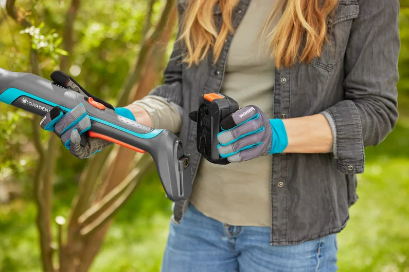 Sécateur Sans Fil Télescopique GARDENA EasyCut 110/18V P4A — Réf. 14772-20