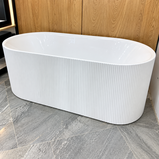 Baignoire autoportante blanche SP1869A-17-W, tablier à motif décoratif, 170 × 80 × 58 cm, bonde et trop-plein, pour salle de bains | SQES Tunisie
