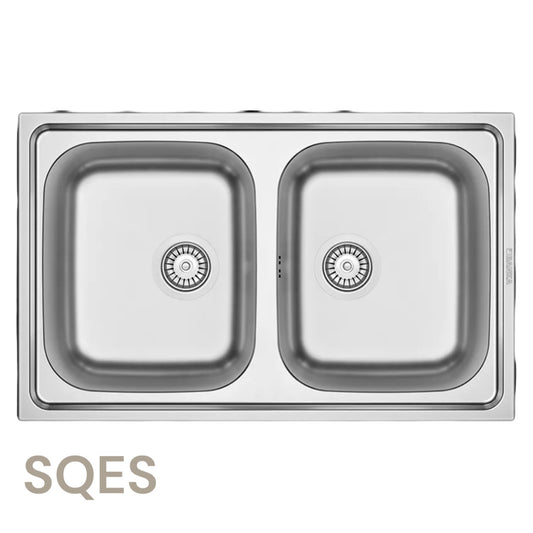 Évier inox BANKA 840×480 mm avec 2 cuves carrées 340×400 mm, profondeur 200 mm et pose encastrable.